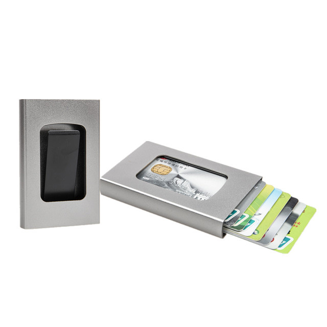 Na RFID Blocking Wallet e na le Bohlokoa?