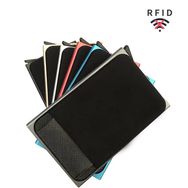 Automatic Pop Up RFID Aluminium Wallet e nang le Elasticity Back Pouch